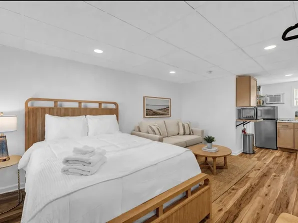 174 E Grand Ave, Old Orchard Beach, ME
