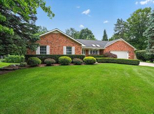 8800 Mary Ann Ave, Shelby Township, MI 48317