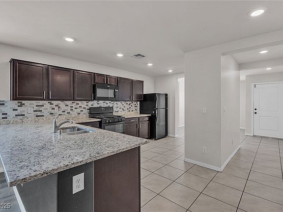 5th image of 4544 Velvet Oak Ct