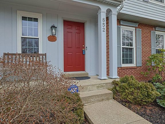 4th image of 852 Deer Ridge Ct