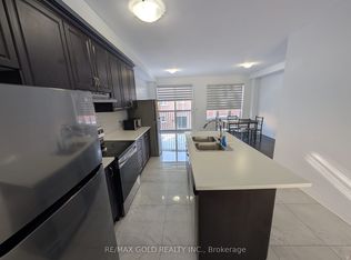 18 Faye St, Brampton, ON L6P 4M9