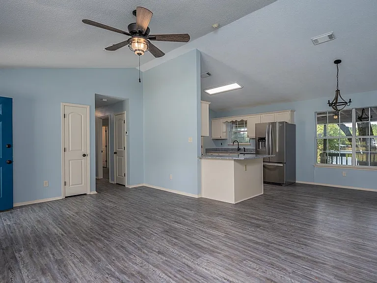 15509 Cedar Bay Dr — Photo 17