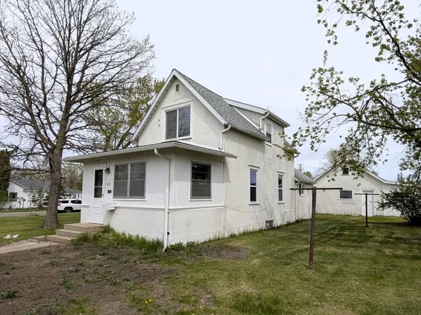 619 14th St NW, Bemidji, MN 56601