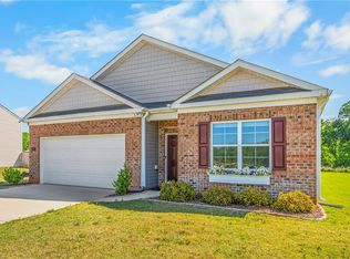 192 Culloden Dr, Mocksville, NC 27028