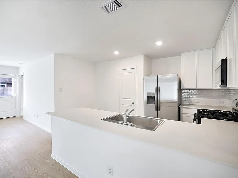 245 Douglas Hills Dr — Photo 15
