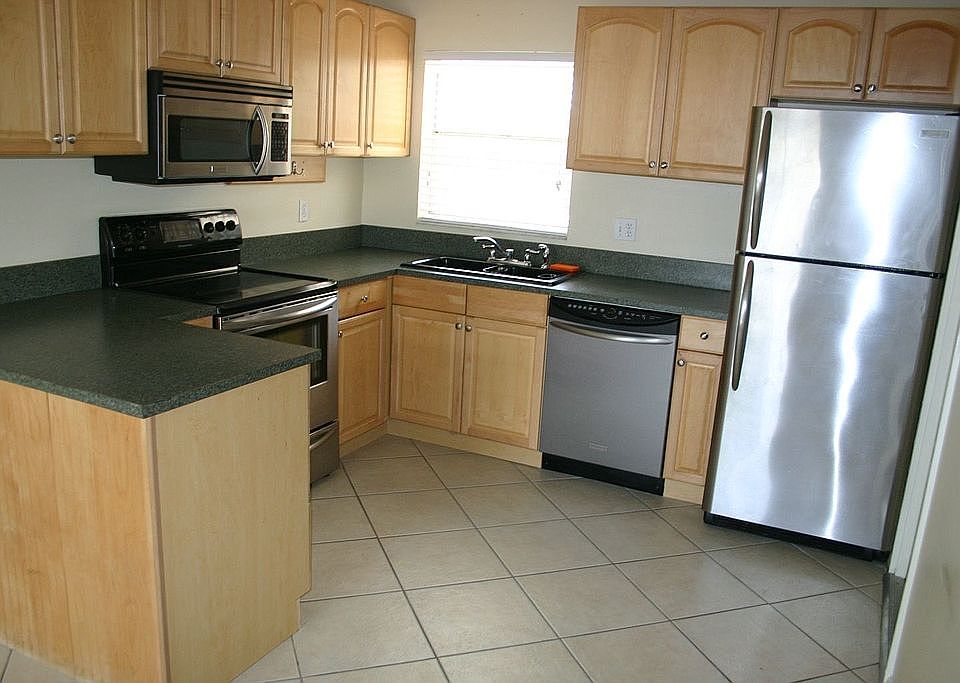 2nd image of 2602 39th St W
