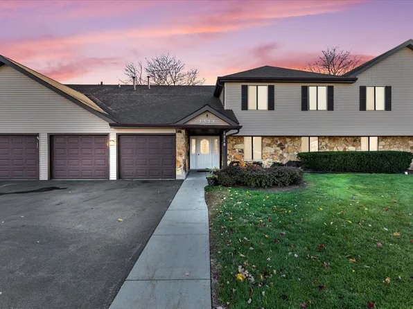 1518 Harbour Ct #A1, Schaumburg, IL 60193