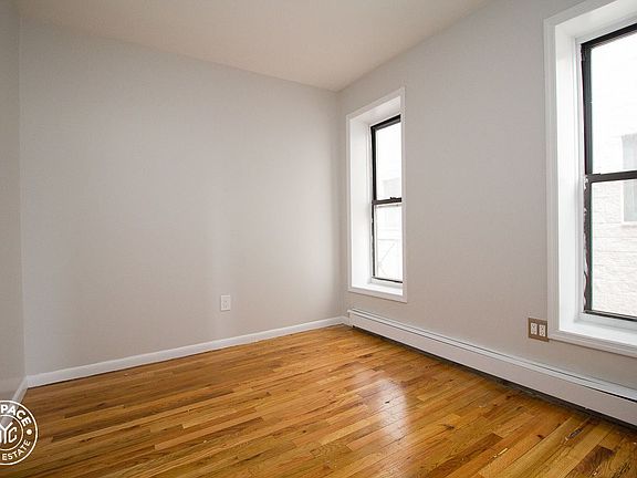 3rd image of 43 Underhill Ave APT A1