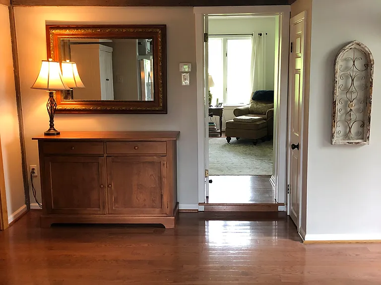 Entry to second bedroom