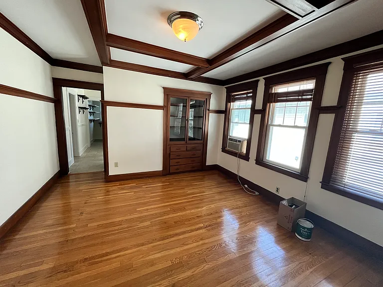 7 Roseway St #2 — Photo 2