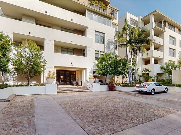 2nd image of 920 Granite Dr Unit 106