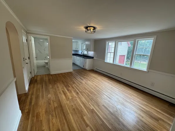 237 N Main St, Middleboro, MA