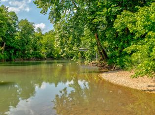 1999 N Phillips Rd, Nixa, MO 65714