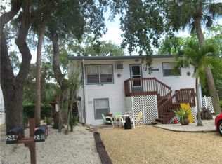 240 Dakota Ave, Fort Myers Beach, FL 33931