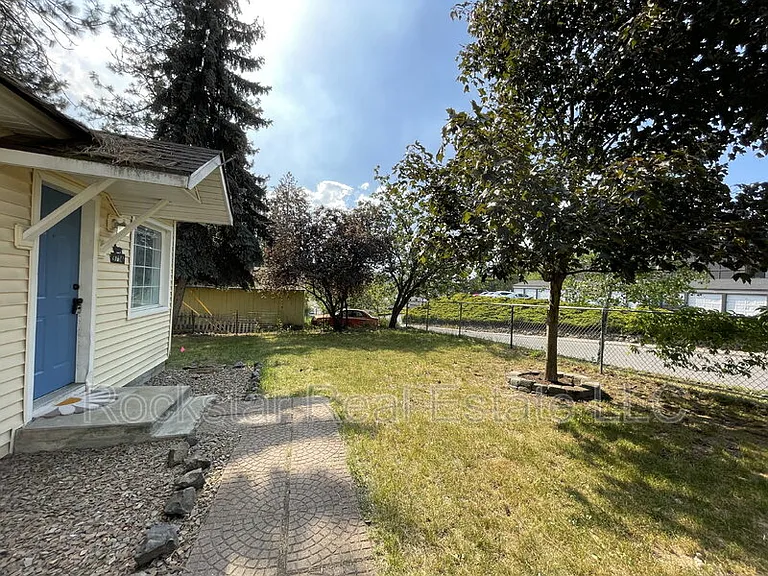 9714 E 6th Ave — Photo 23