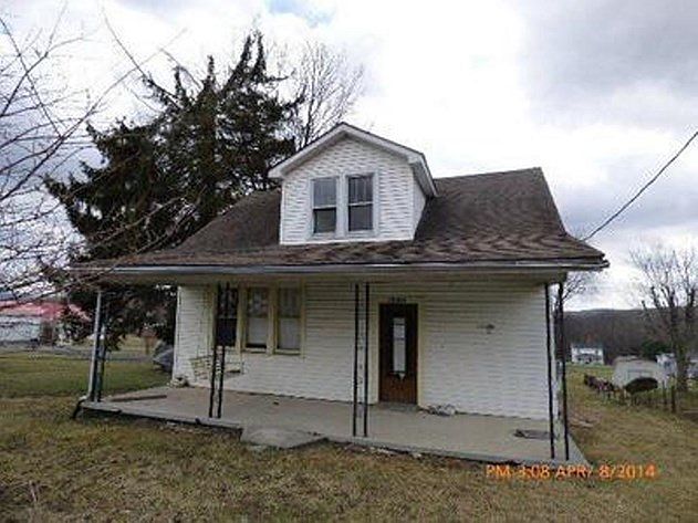 2nd image of 20304 Morgan St SW
