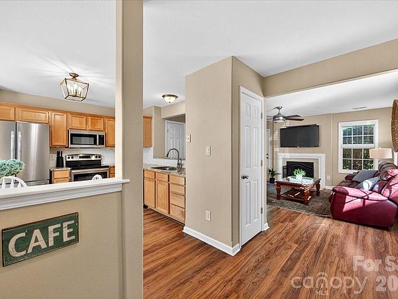 5th image of 5309 Silabert Ave