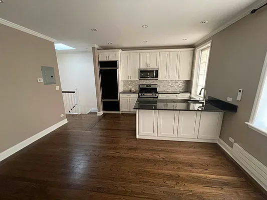 Rented by Compass | media 8