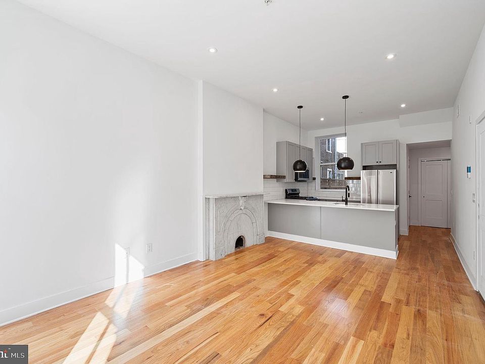 1st image of 1927 Mount Vernon St #1