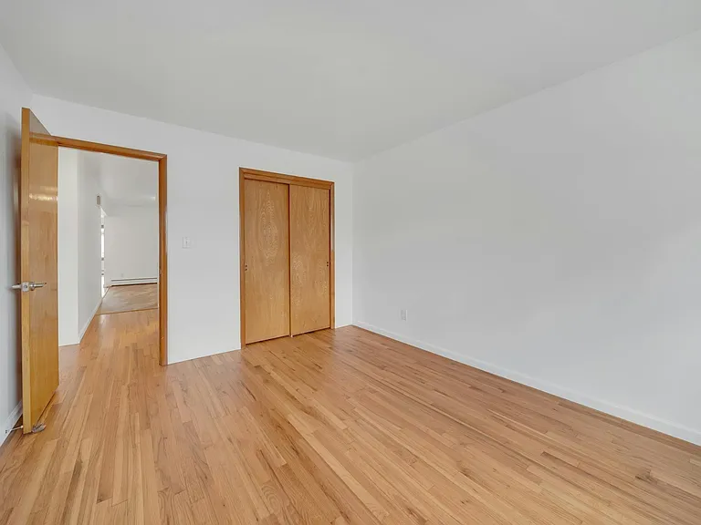 122 Graham St #3 — Photo 7