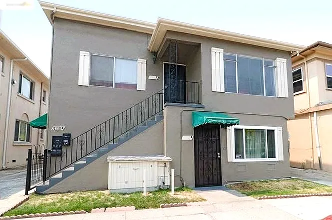 3110 Martin Luther King Jr Way — Photo 14