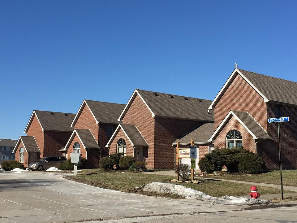 1st image of 513 Park Dr APT 2