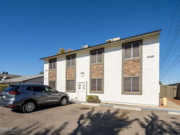 5th image of 1904 W VILLAGE Drive