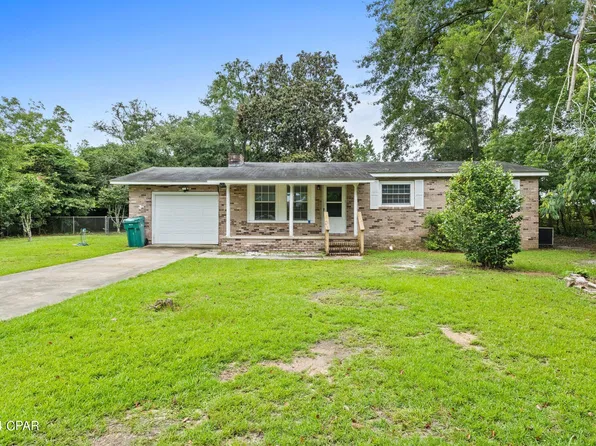 1233 Harrison Ave, Chipley, FL 32428