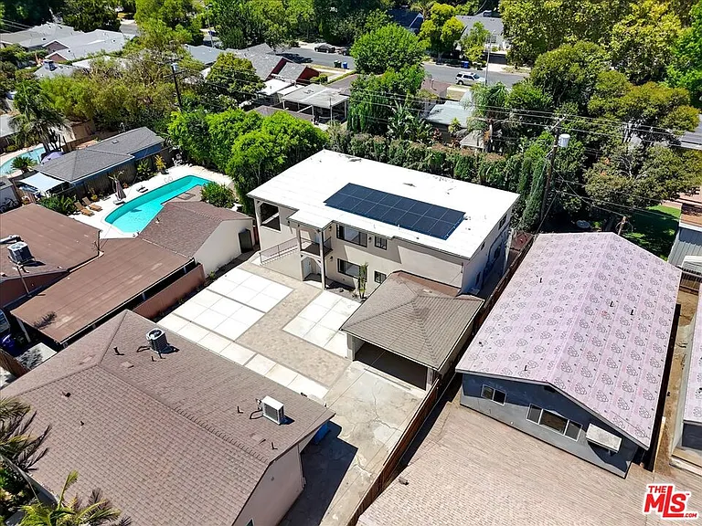 6913 1/2 Encino Ave #UPPER — Photo 40
