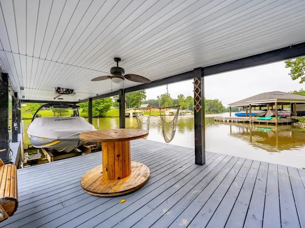 211 Hardy Hollow Rd, Semora, NC 27343