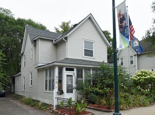 675 Old Highway 8 NW, Saint Paul, MN 55112