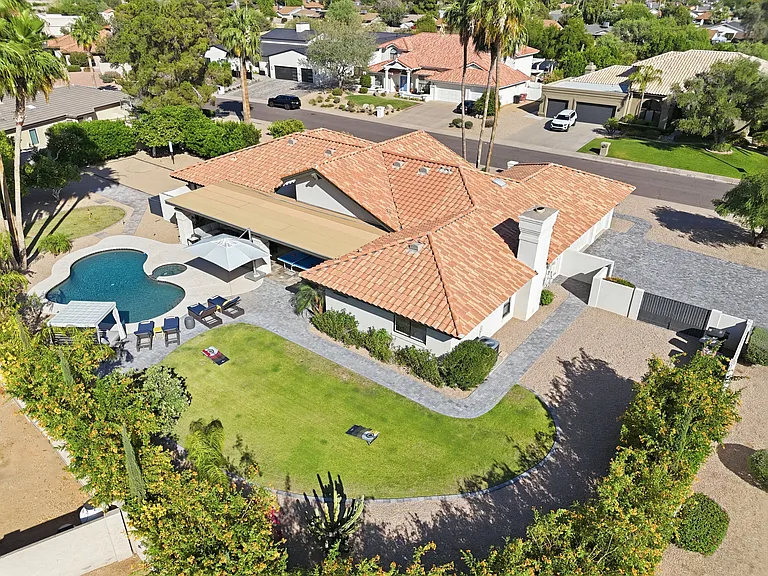 10636 E Desert Cove Ave — Photo 34
