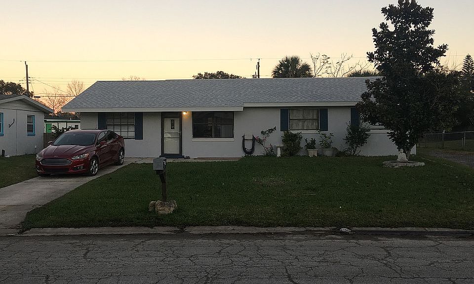 1st image of 1445 Primrose Ln