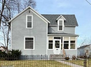 216 6th Ave S, Moorhead, MN 56560