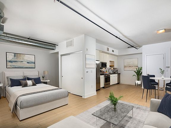 4th image of 710 N El Centro Ave #231
