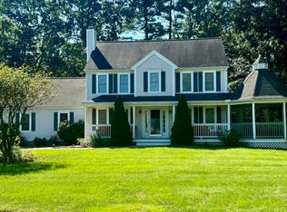 8 Founders Ct, Oxford, MA 01540