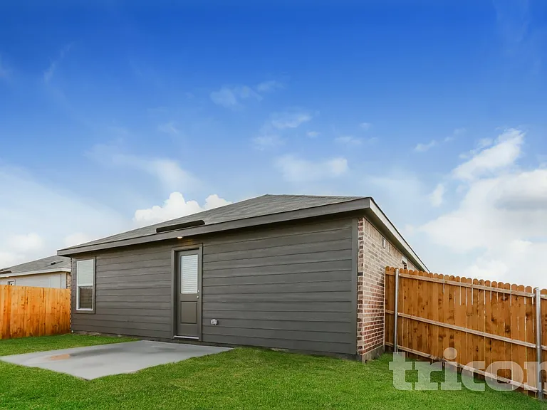 1340 Amapola Dr — Photo 14