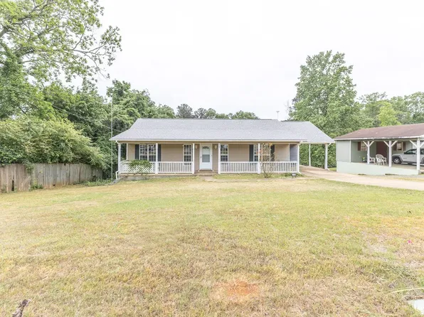 2107 S Seale Rd, Phenix City, AL 36869