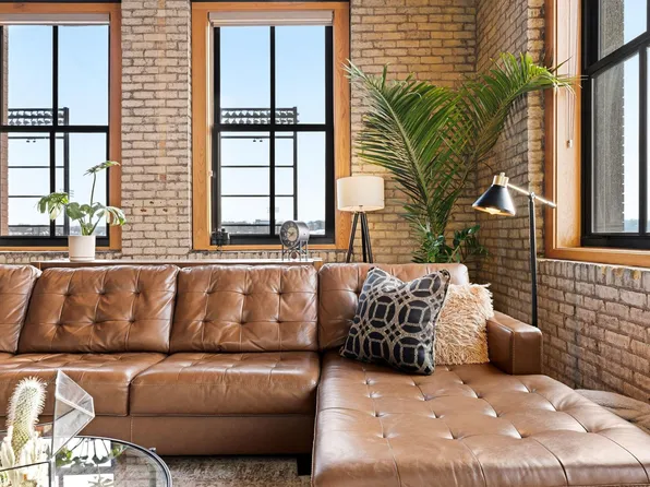 289 5th St E Unit 305, Saint Paul, MN 55101