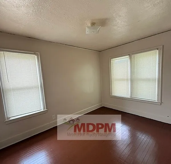 3244 Tuxedo St #2 — Photo 7