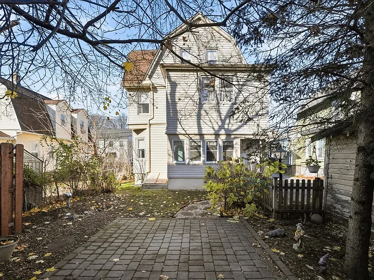 30 Central Ave #2 — Photo 4
