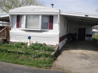 39 Navajo St, Creston, OH 44217