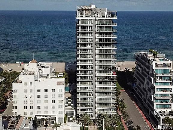5th image of 3737 Collins Ave APT 401