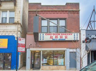 1127 W Argyle St #2, Chicago, IL 60640
