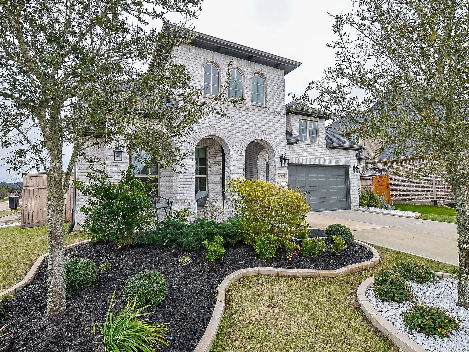 4 bed, 3.0 bath, 2877 sqft, $3,500 — Photo 3