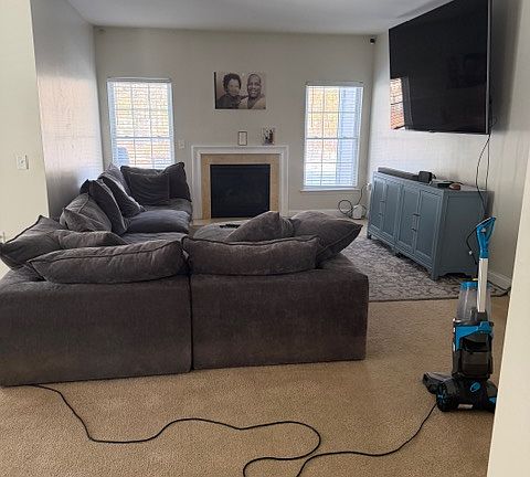 3rd image of 302 Sunflower Dr