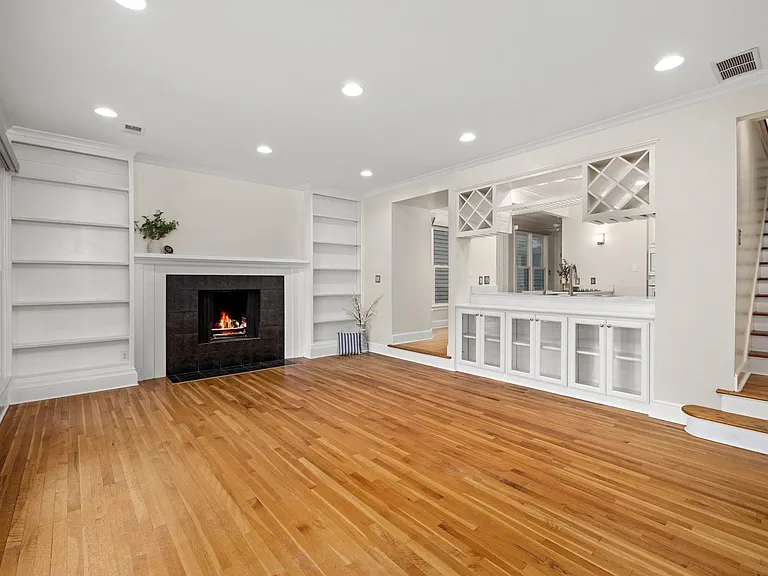 752 Island Dr — Photo 7
