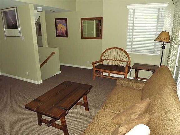4th image of 1493 Park Ave