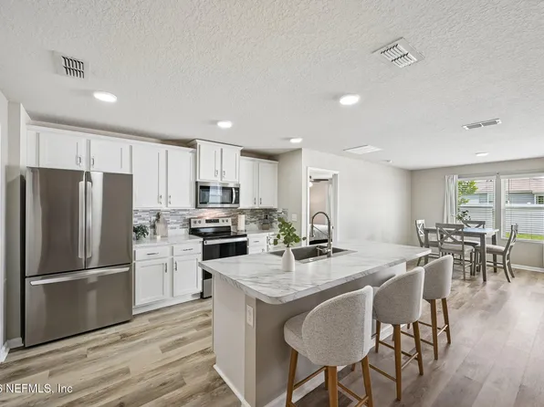 2366 EVENING OAKS Lane, Green Cove Springs, FL 32043