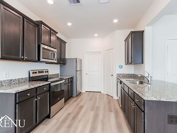 2nd image of 10518 Sweetwater Creek Dr